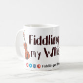 Het vechten met mijn Klokje - Officiële Merch - Koffiemok (Voorkant links)