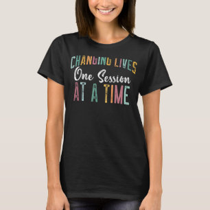 Het veranderen leeft één zitting in de technologie t-shirt