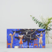  Het verfraaien van de Kerstboom Feestdagenkaart (Staand voorkant)