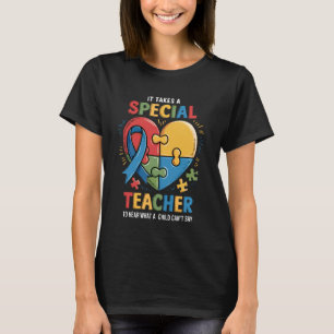 Het vergt een bijzondere leraar Autisme bewustzijn T-shirt