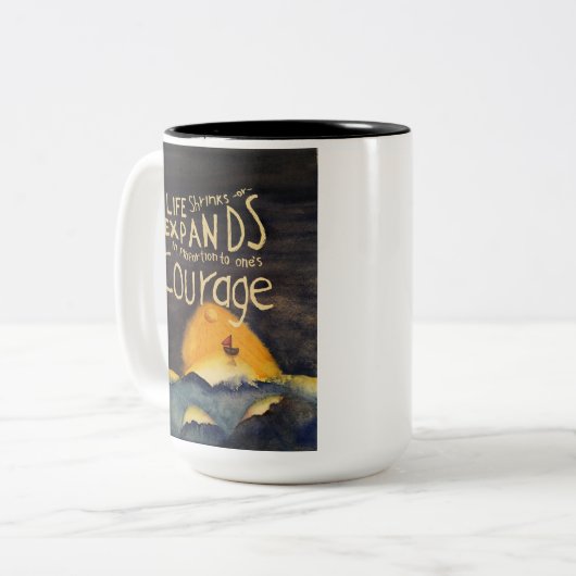 Het vergt moedige Mok van twee-toon (Voorkant links)