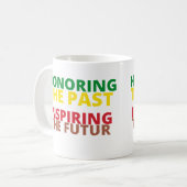 Het verleden respecteren dat inspireert tot de toe koffiemok (Voorkant links)