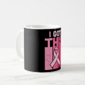 Het versterken van deze overlevende van borstkanke koffiemok (Voorkant links)