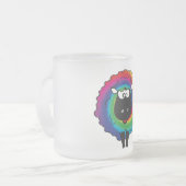 Het verven van schapen matglas koffiemok (Voorkant links)