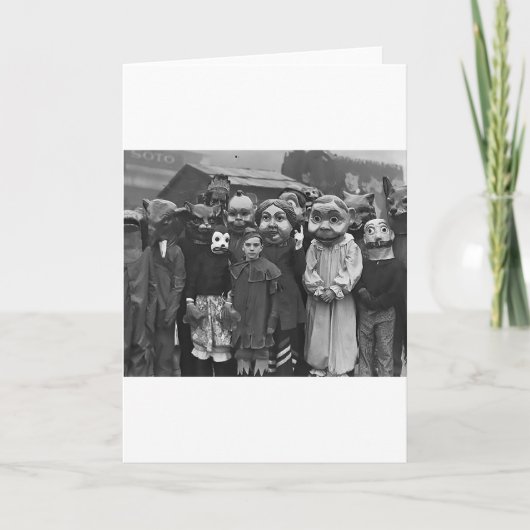 Het Verzamelen zich op Halloween Kaart (Voorkant)