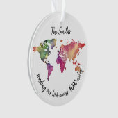 het verzenden van onze liefde over de wereldkaart ornament (voorkant)