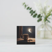Het vinden van winterrust met koffie en maan. vierkante visitekaartje (Staand voorkant)