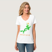 Het vliegen groene draak met gouden bal & kalligra t-shirt (Voorkant volledig)