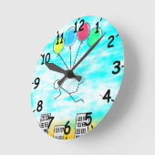 Het vliegen over de stad met ballonnen ronde klok (Hoek)