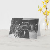 Het voeden van de vrouw draagt kaart (Gele Bloem)