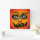 Het voelt als Halloween Wall Clock van Julie Everh Vierkante Klok (Huis)