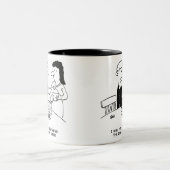 Het voeren van een hond bij de tafel tweekleurige koffiemok (Center)