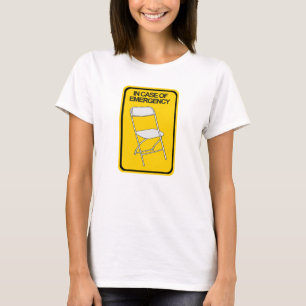 Het vouwen van Stoel In hoesje van Noodsituatie T-shirt