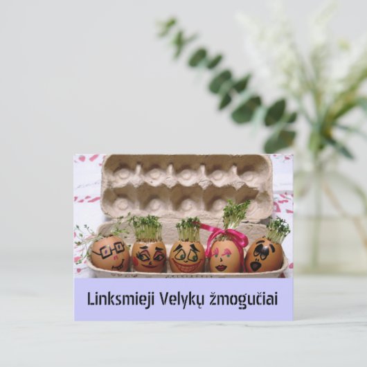 Het vrolijke Briefkaart van Pasen van de Mensen (Staand voorkant)