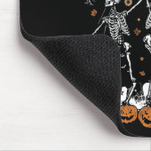 Het was een Graveyard Smash Skeleton Spooky Season Muismat (Hoek)