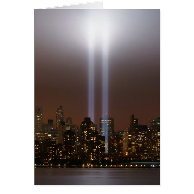 Het wereldhandelscentrum in New York in het licht. (Voorkant)