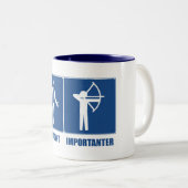 Het werk is belangrijk, Archery is belangrijk Tweekleurige Koffiemok (Voorkant rechts)