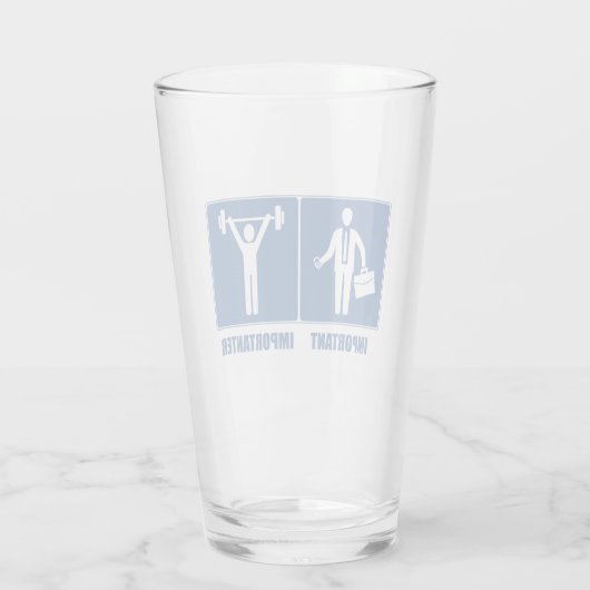 Het werk is belangrijk gewicht heffen is belangrij glas (Achterkant)