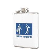 Het werk is belangrijk, Golf is belangrijk Heupfles (Links)