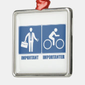 Het werk is belangrijk, het cycli is belangrijk metalen ornament (Links)