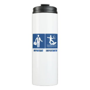 Het werk is belangrijk, het keuken is belangrijk thermosbeker