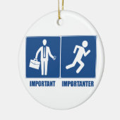 Het werk is belangrijk, het lopen is belangrijk keramisch ornament (Links)