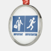 Het werk is belangrijk, het lopen is belangrijk metalen ornament (Links)