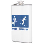 Het werk is belangrijk, het Skien is belangrijk Heupfles (Links)