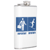 Het werk is belangrijk, het Skien is belangrijk Heupfles (Rechts)