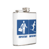 Het werk is belangrijk, het Skien is belangrijk Heupfles (Rechts)