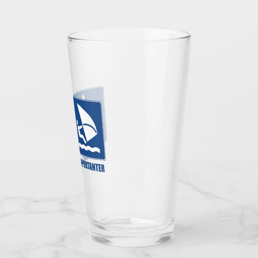 Het werk is belangrijk, het windsurfen is belangri glas (Links)