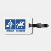 Het werk is belangrijk, Horseback Riding is belang Bagagelabel (Achterkant horizontaal)