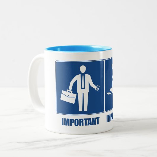 Het werk is belangrijk, Kayaking is belangrijk Tweekleurige Koffiemok (Voorkant links)