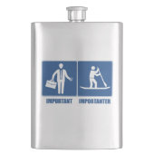 Het werk is belangrijk, opstellend het opzadelen i heupfles (Voorkant)