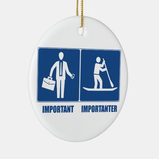 Het werk is belangrijk, opstellend het opzadelen i keramisch ornament (Rechts)