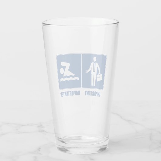 Het werk is belangrijk, zwemmen is belangrijk glas (Achterkant)