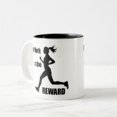 Het werk is de beloningsvrouw loper tweekleurige koffiemok (Voorkant links)