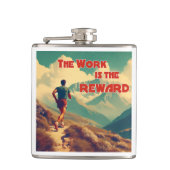 Het werk is de Reward Runner Mountains Heupfles (Voorkant)