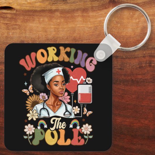 Het werken van de Pool Grappige IC-Verpleegkundige Sleutelhanger (Achterkant)