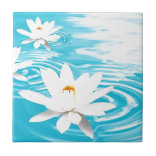 Het witte plant die van Lotus op turkoois water Tegeltje
