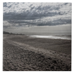 Het wolkenstrand op het noordelijk Zee Tegeltje