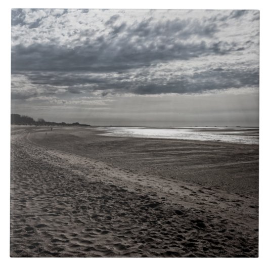 Het wolkenstrand op het noordelijk Zee Tegeltje (Voorkant)