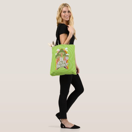 Het wordt beter | Goede Vibes & Groovy Voelt Aange Tote Bag (Op model)