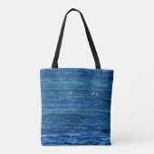 Het zeilen over de golven op een tote bag (Achterkant)