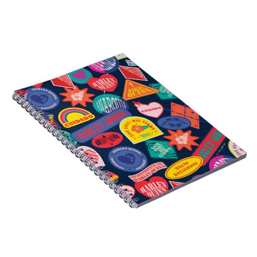 Het Zelfmoordplein | Harley Quinn Badge Pattern Notitieboek (Rechterzijde)