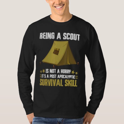 Het zijn van een scout is geen overlevingscampagne t-shirt (Voorkant)
