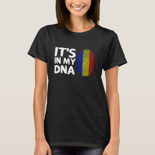 Het zit in mijn DNA Roemeense vlag Vingerafdruk Ro T-shirt