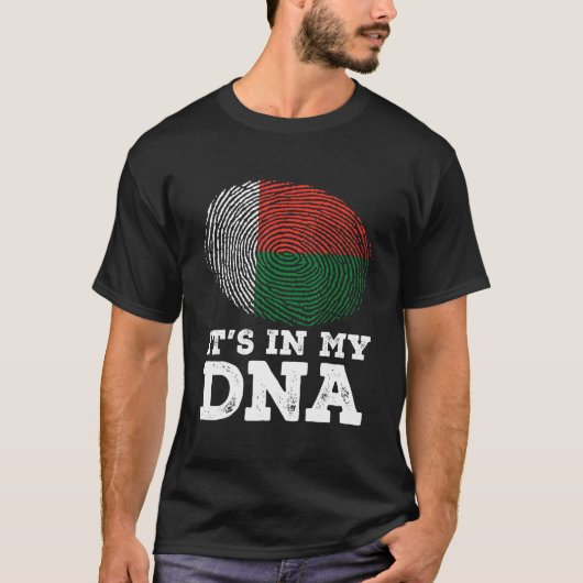 Het zit in mijn DNA-vingerafdruk Madagaskar vlag P T-shirt (Voorkant)