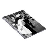 Het zoenen van de oorlog Vaarwel op Times Square Notitieboek (Rechterzijde)