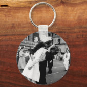 Het zoenen van de oorlog Vaarwel op Times Square Sleutelhanger (Voorkant)